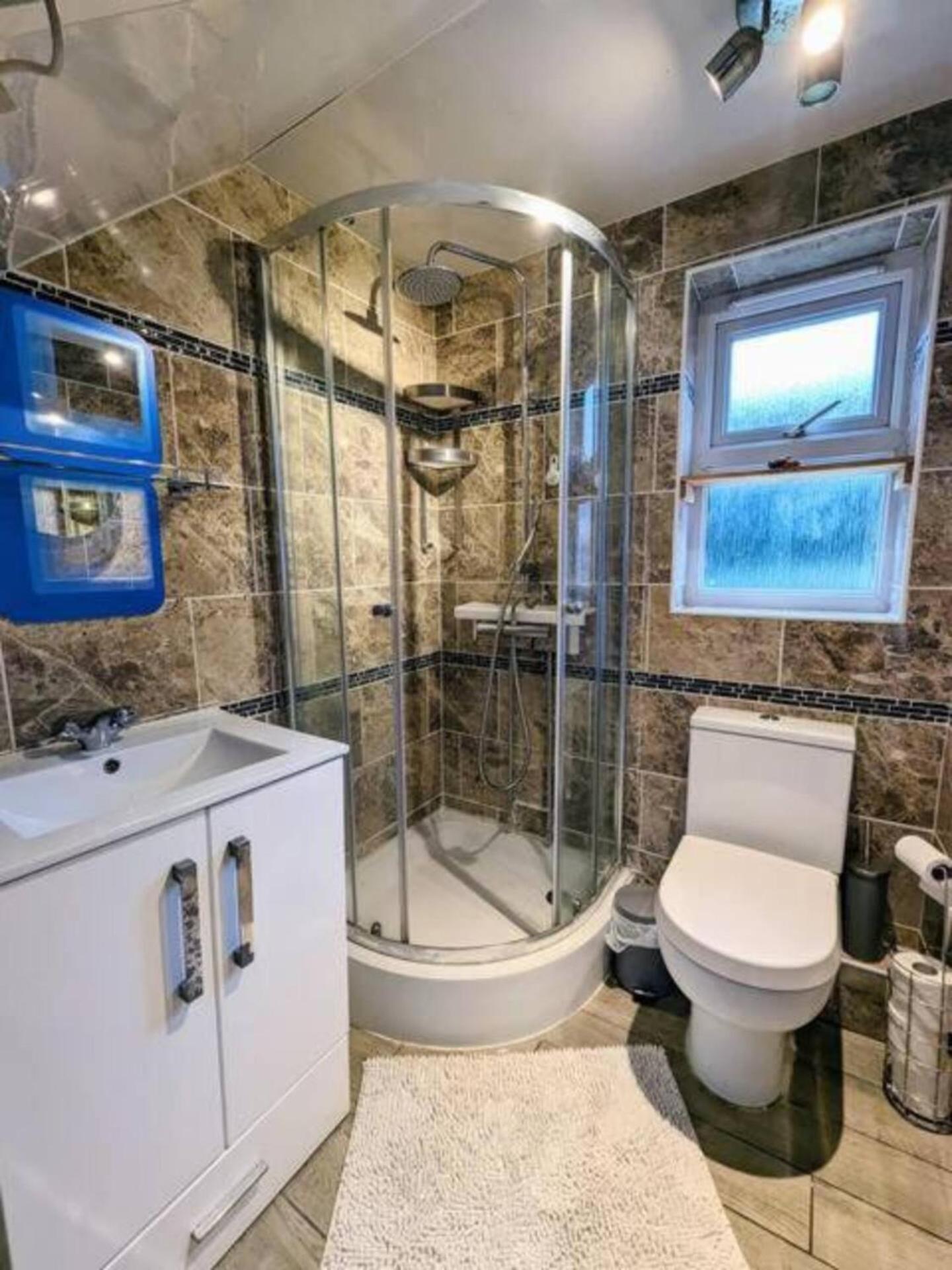 2 Bedroom Home With Driveway Close To Quayside Gateshead Kültér fotó